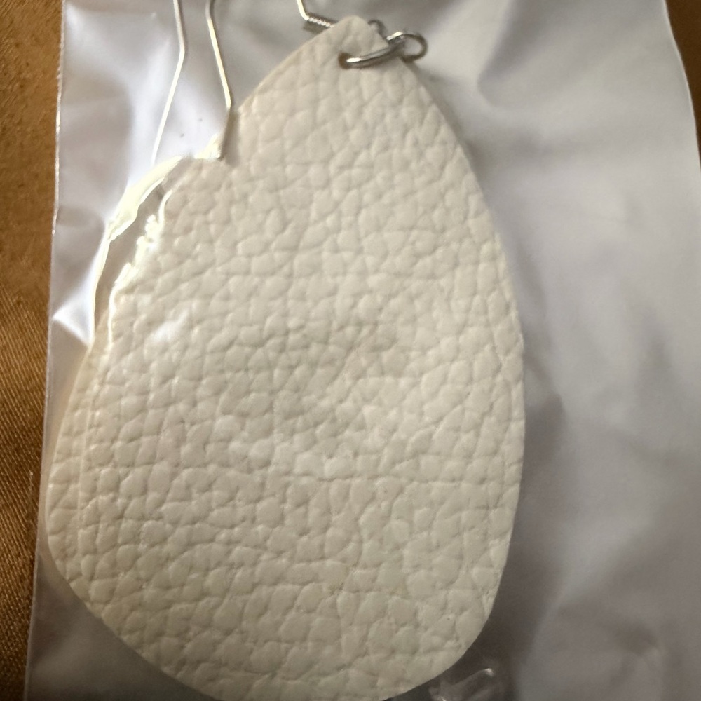 White Textured Leather Teardrop Earrings